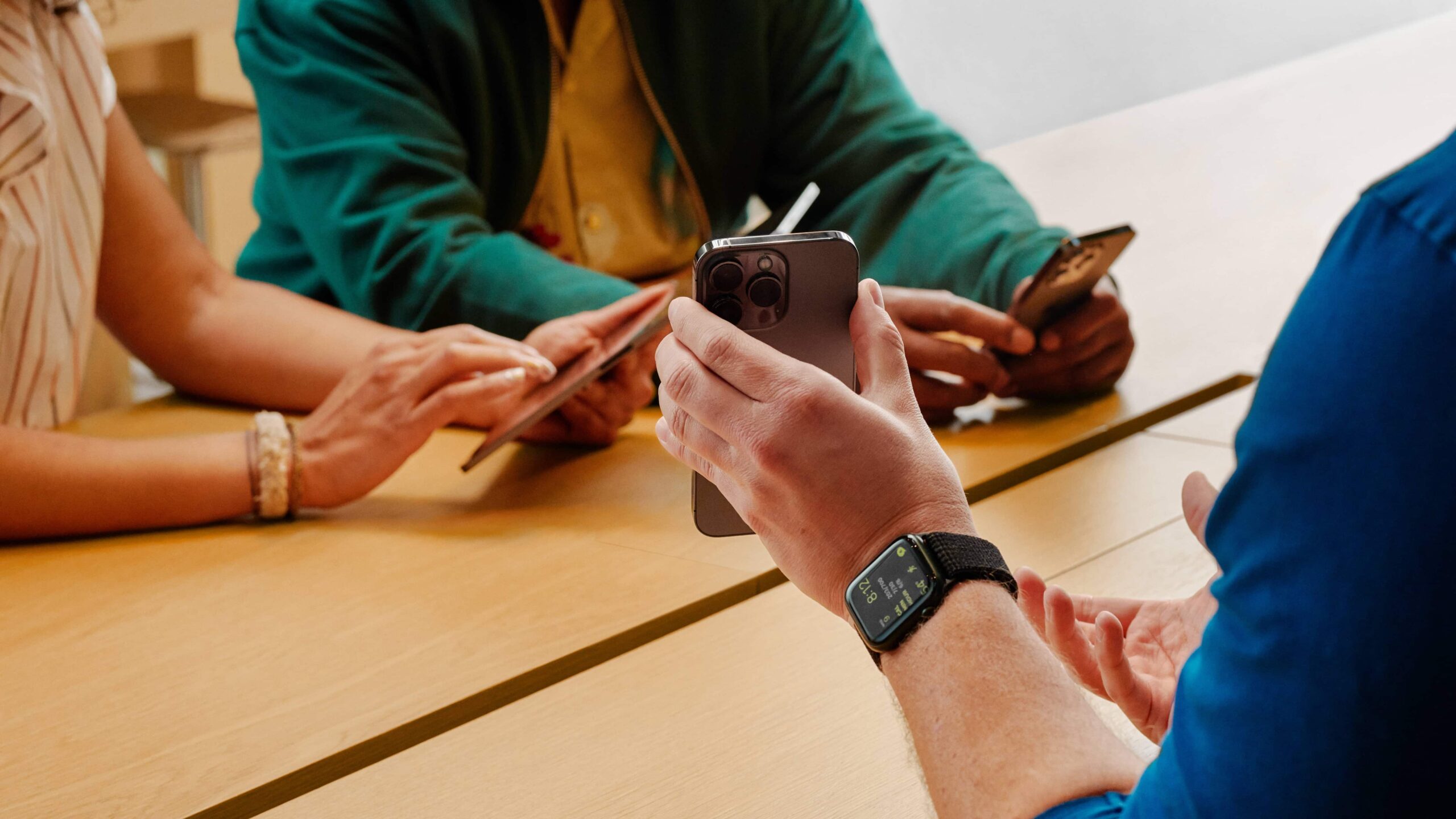 iPhone repair abu dhabi